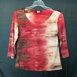 Red Gradient 3/4 Sleeve Top